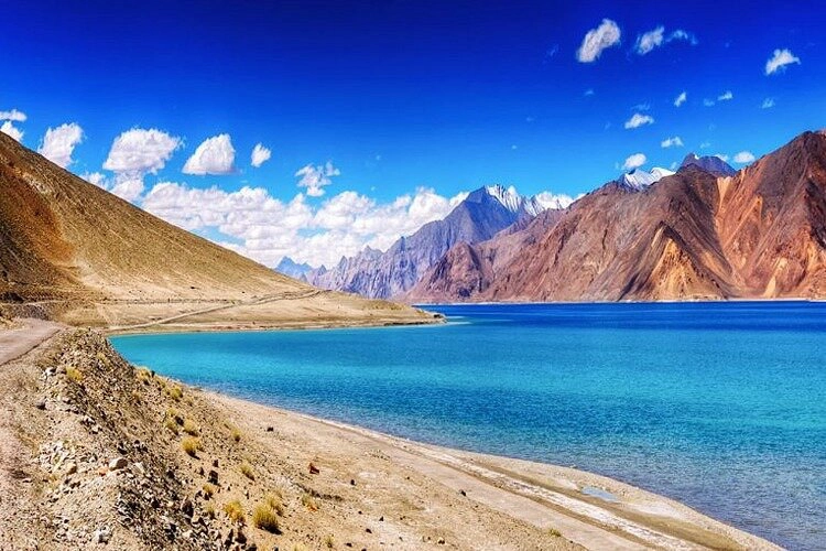 <span class="orange-color">LADAKH: </span><span class="s1">SUL TETTO DEL MONDO</span>